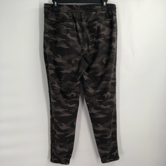 ATHLETA Farallon Camo Jogger Pant 8 Camouflage Elastic Waist Pockets 452893 - Picture 6 of 11